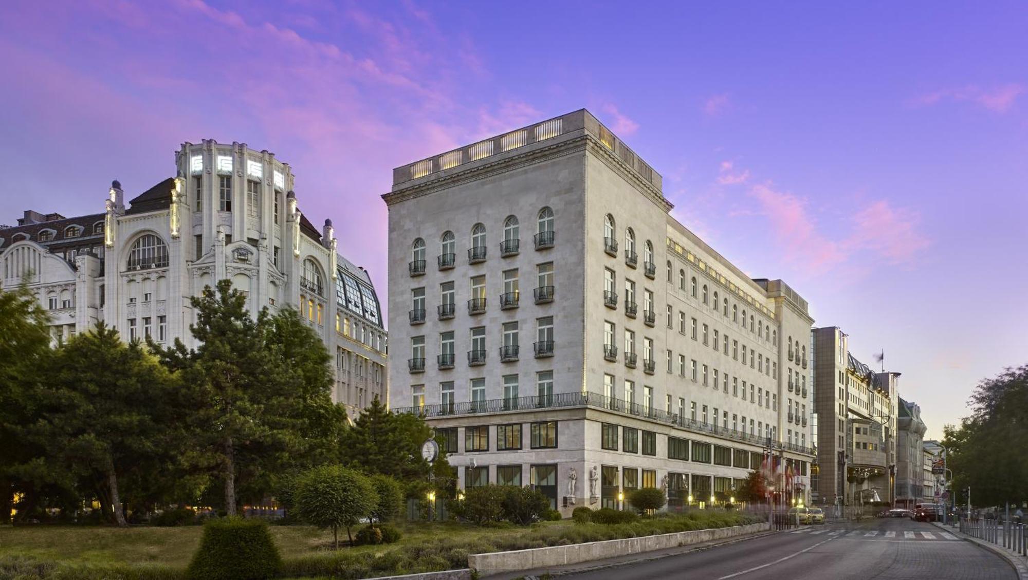 Al Habtoor Palace Budapest, Preferred Hotels & Resorts Exterior photo